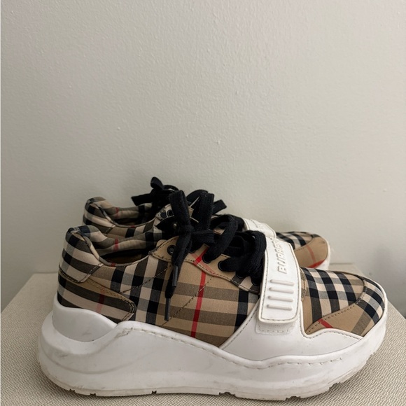 BURBERRY Regis women’s sneakers - Picture 1 of 9